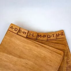 Separadores alfabéticos para vinilos - Madera barnizada (set 6 piezas)