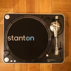 Tornamesa Stanton T50B-220 (belt drive)
