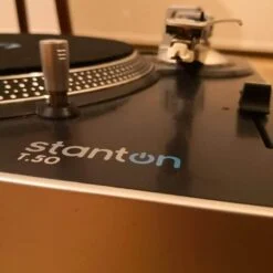 Tornamesa Stanton T50B-220 (belt drive) - Imagen 3