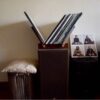 Organizador Sobremesa Para Vinilos - Madera nativa reciclada (45 discos)