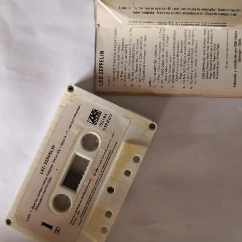 Led Zeppelin - Led Zeppelin (Cassette, Ed. Chilena, 1986, Whiteshell) - Imagen 2