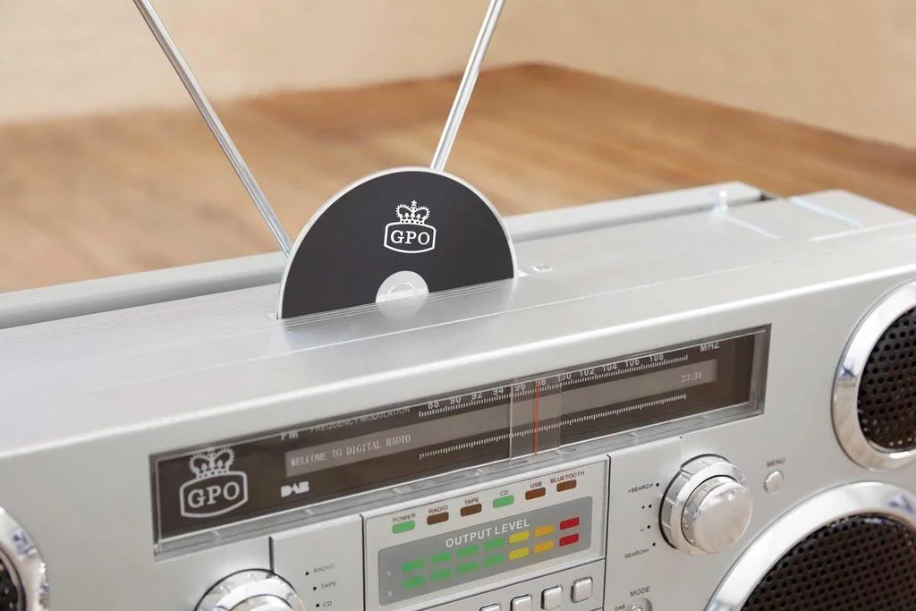 Radio Boombox Stereo - GPO Brooklyn (CD, Cassette, FM, Bluetooth, USB, LineIn/Out) - Imagen 2