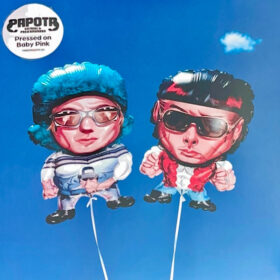 Ca7riel & Paco Amoroso - Papota (Ed. Chile, 2025, Rosado)